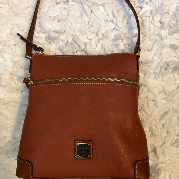 Dooney & Bourke Handbags - Dooney & Bourke NWOT handbag.